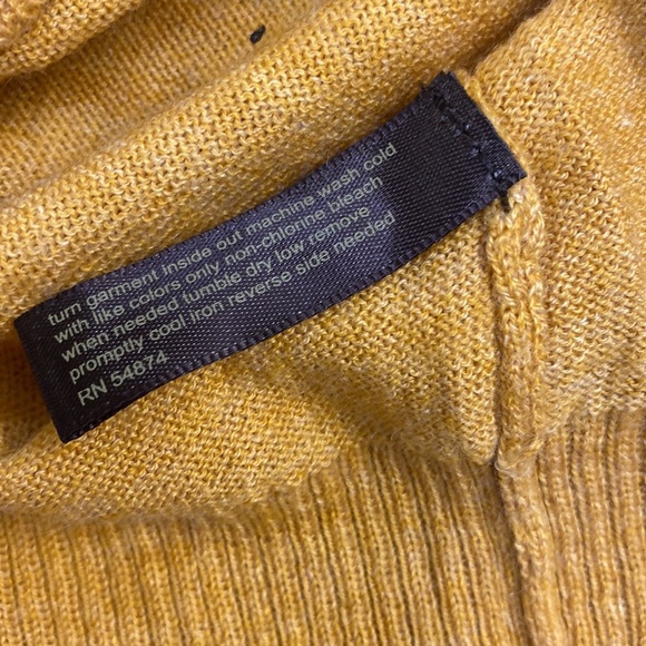 The Limited Medium Two piece sweater & cami set - Picture 8 of 10